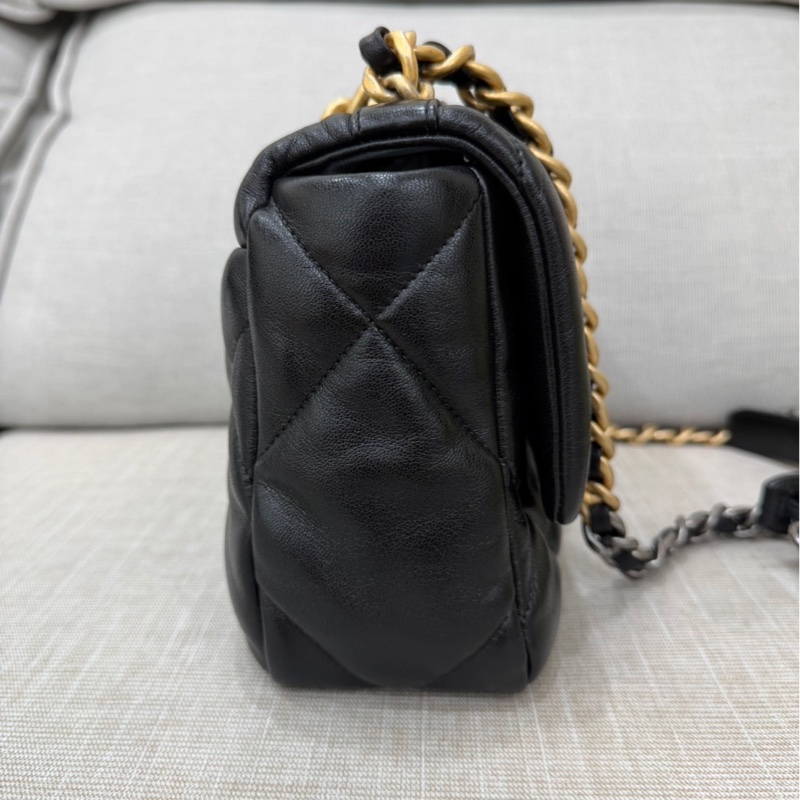 CHANEL 香奈兒 19系列 經典雙C LOGO菱格紋小羊皮三用金鍊包  黑色-7