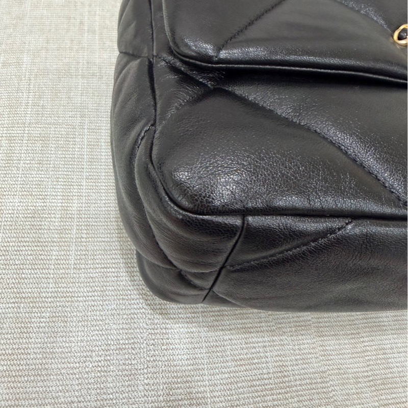 CHANEL 香奈兒 19系列 經典雙C LOGO菱格紋小羊皮三用金鍊包  黑色-10