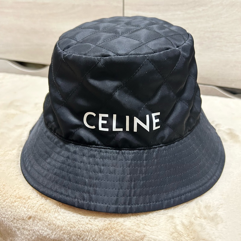 #全新閒置 CELINE 菱格絎逢尼龍漁夫帽(黑色L) 黑/橘-1