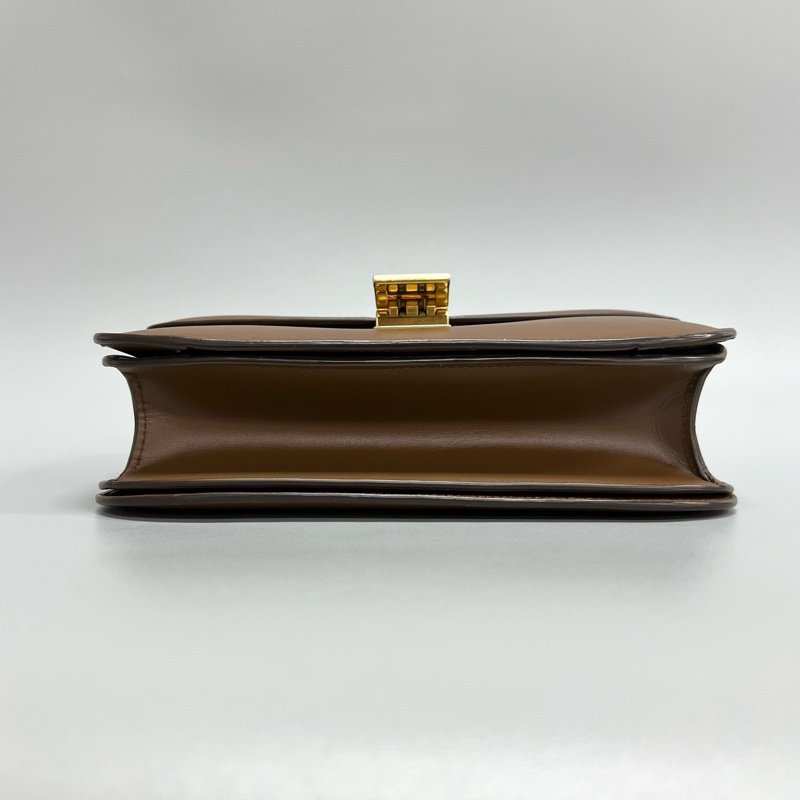 97新 Celine/賽琳 焦糖色光面牛皮box 中號單肩斜挎包 尺寸：24*18*7cm 包身護-2