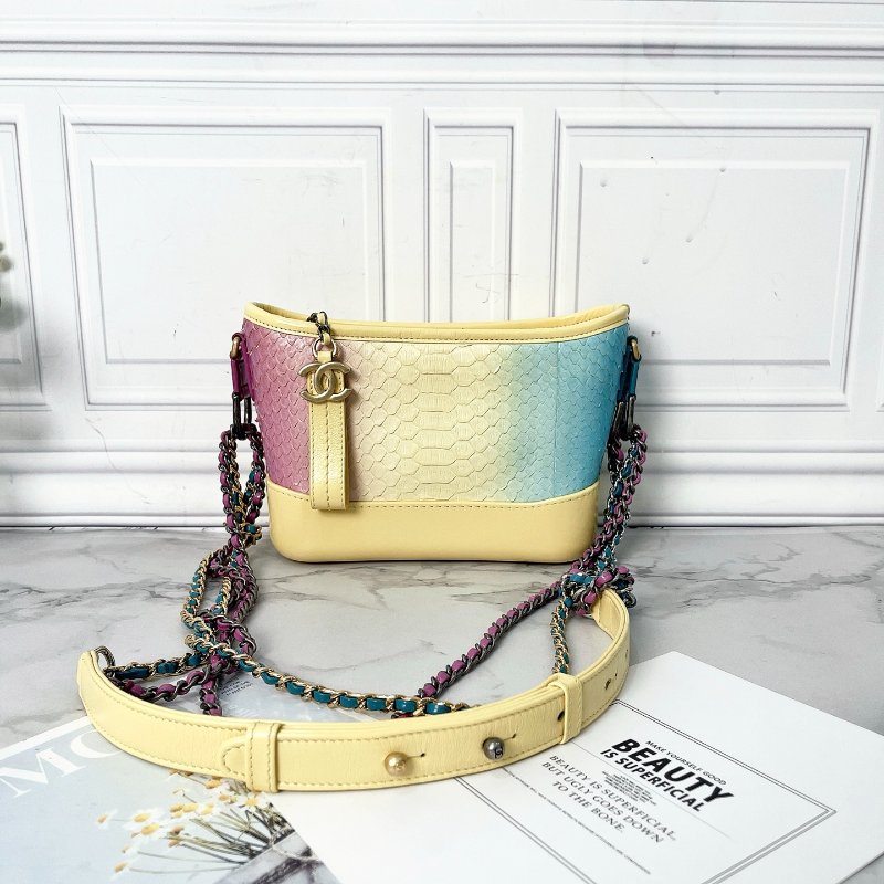 Chanel 紫色拼黃色小號蛇皮漸變流浪包15*20*8cm，99新配件塵袋盒子稀有皮證書-3