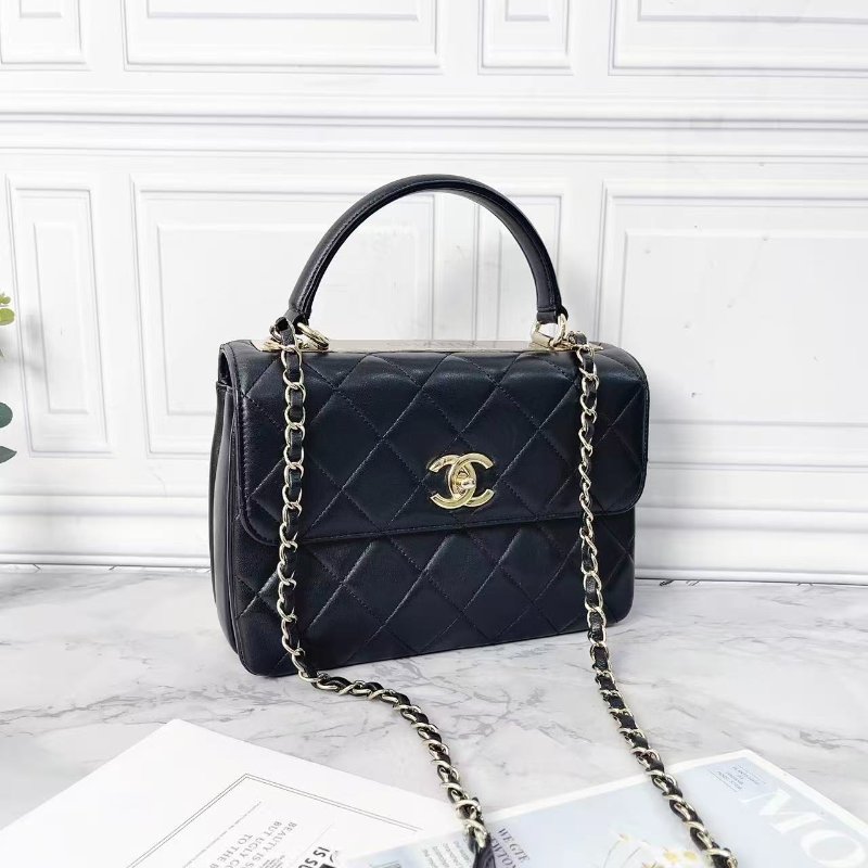 Chanel 21B 黑金trendy cc小號手提肩背斜背包 芯片款 25×17×9cm 98新配件塵袋-3