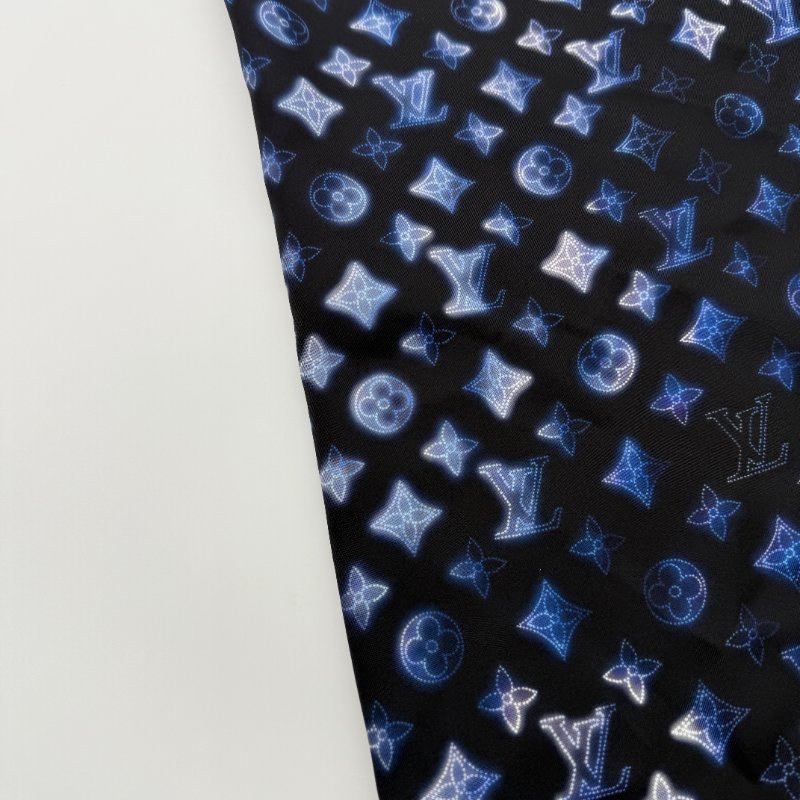 Louis Vuitton 路易威登 Bandana 黑色 藍色 絲綢 方巾-1