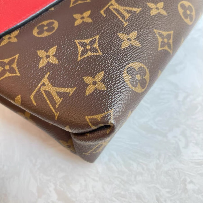 Lv Saintplacide 紅色鏈條包-5