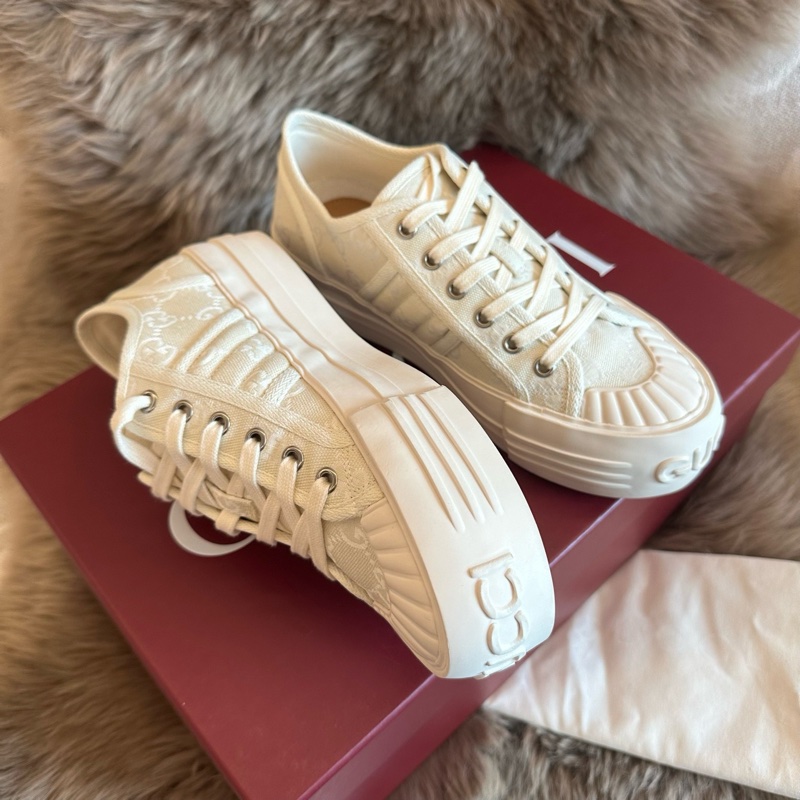 閒置新，未使用Gucci古馳 厚底系帶 低幫 帆布鞋 女款 白色 尺碼：37.5/38.5-1