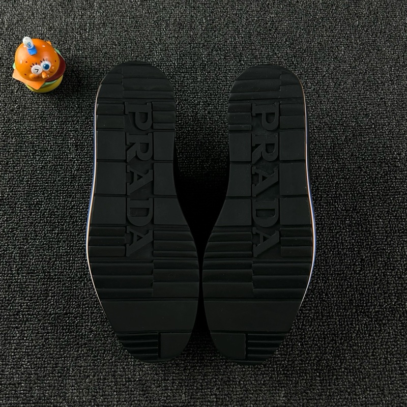 98新Prada普拉達拼色松糕鞋 尺碼:37 厚底設計 上腳增高 時尚百搭HB5340-7