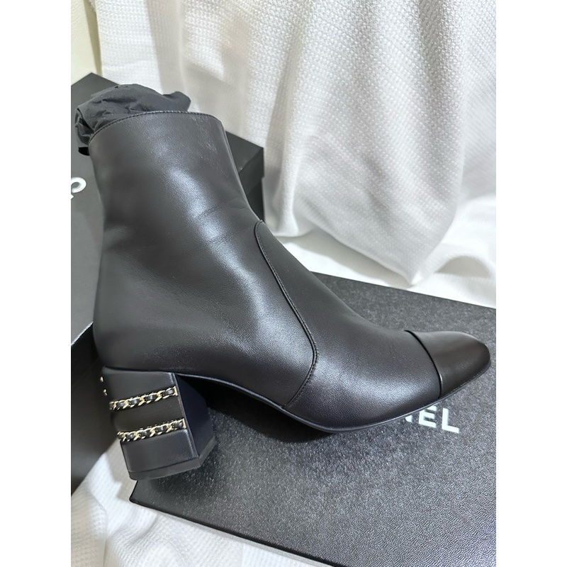 香奈兒Chanel近全新小羊皮低跟鞋38.5/黑色（跟高7cm)-0