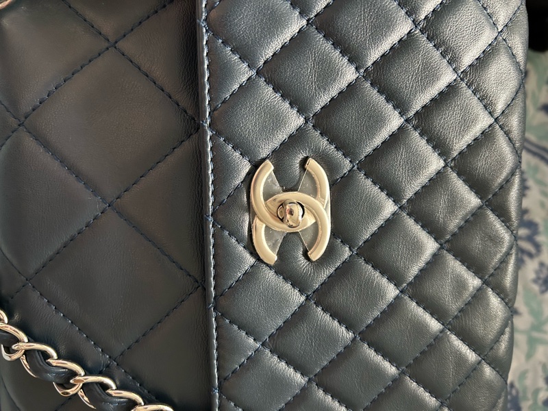 國際精品CHANEL香奈兒CF 肩背包 很深的氣質藍 銀扣鍊-5