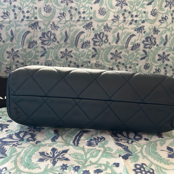 國際精品CHANEL香奈兒CF 肩背包 很深的氣質藍 銀扣鍊-10