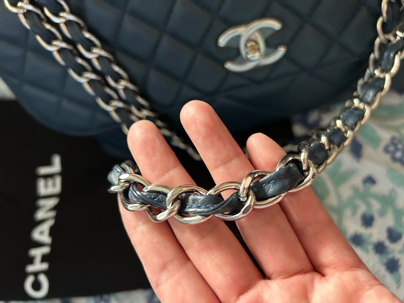 國際精品CHANEL香奈兒CF 肩背包 很深的氣質藍 銀扣鍊-16