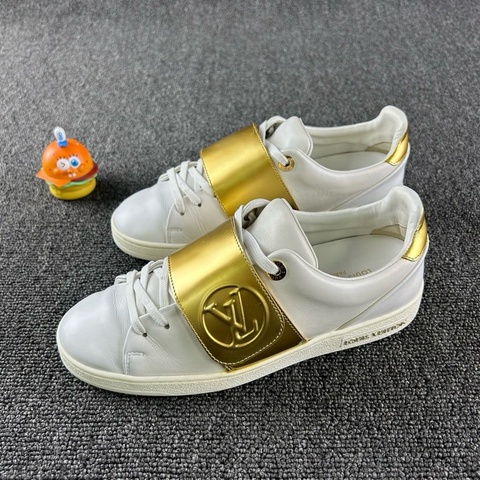 Louis Vuitton路易威登白金板鞋 尺碼：37 碼