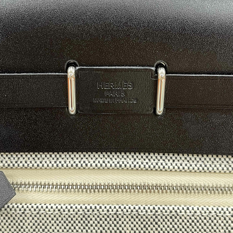 HERMES 迷你 Erbag 20 公尺白色 黑色 銀色印章 H085414-7