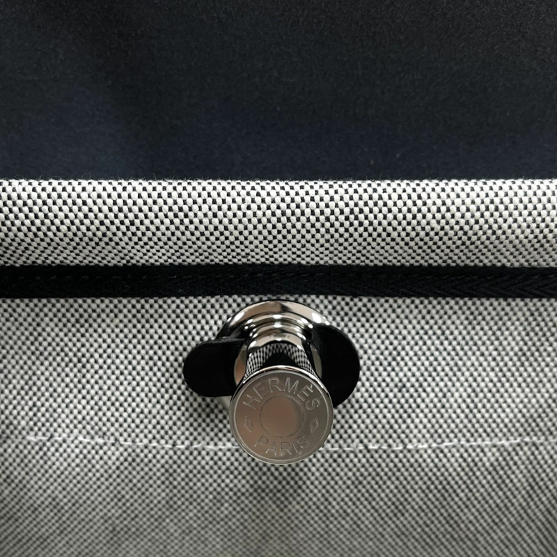 HERMES 迷你 Erbag 20 公尺白色 黑色 銀色印章 H085414-9