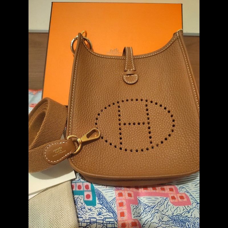 ♡ Hermès Mini Evelyne  TPM經典金棕 金釦 ♡ 全配購證齊-1