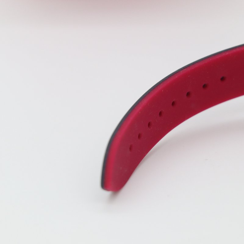 VERSACE 范思哲 Fire Island 黑色 矽膠錶帶 拉鍊收納盒 女士腕錶-5