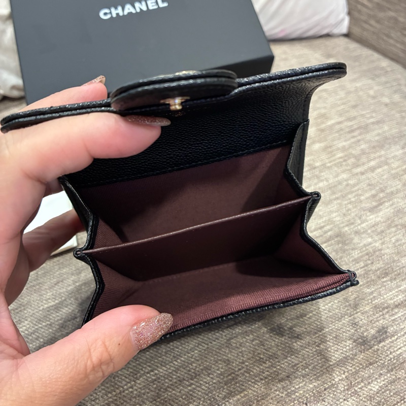 香奈兒Chanel 黑色小皮件 雙層卡包 零錢包 扣式 荔枝皮 膜在 🇹🇼專櫃-2