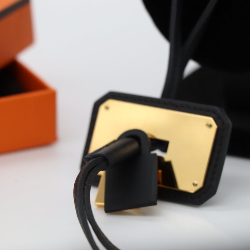 HERMES 愛馬仕 O'Kelly黑色 皮革 金色 鍍層 鎖頭 項鍊-5