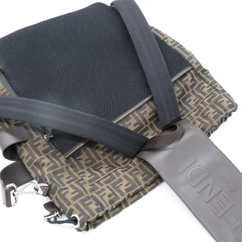 FNEDI 芬迪 Strike FF Logo 翻蓋牛皮 雙肩包 單肩包-4