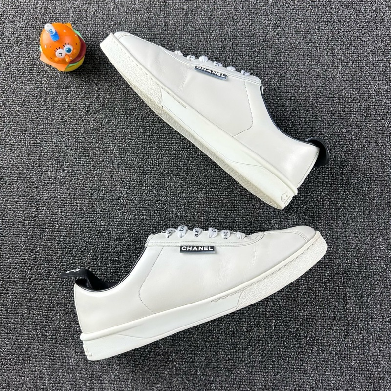 款式:Chanel香奈兒白色板鞋 尺碼:39 白色簡約時尚 羊皮柔-3