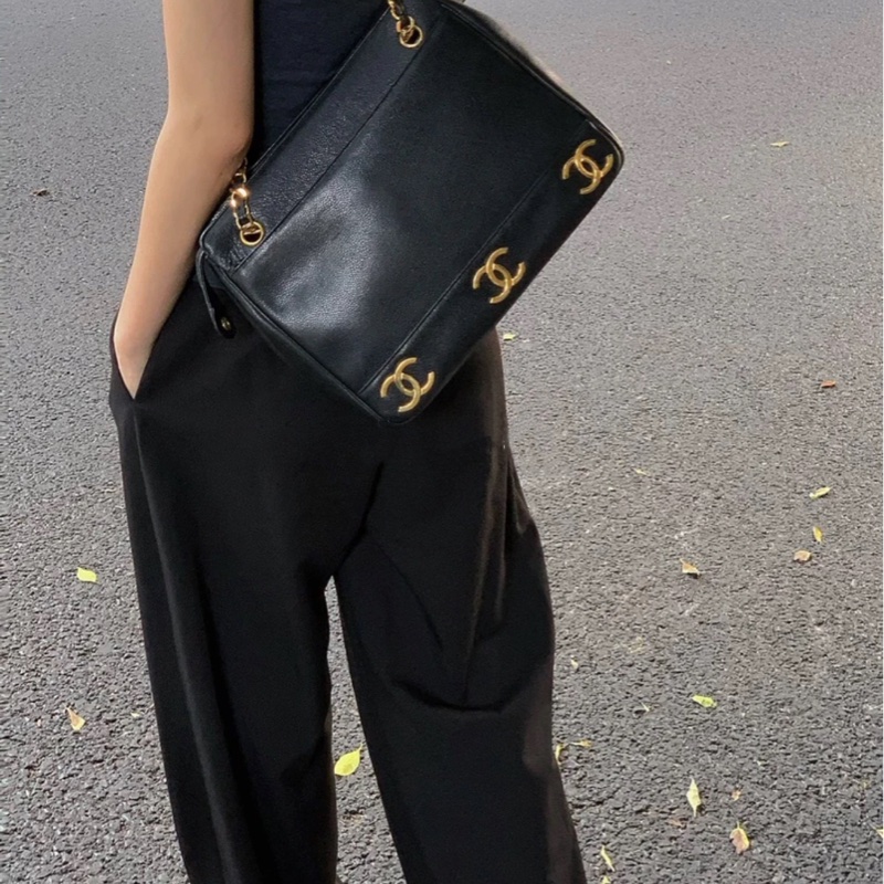 Chanel香奈兒魚子醬金球奶粉包雙面Logo ～金球款-0