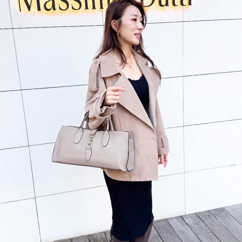 Gucci 展示品 Hook Closure 粒面皮革中號二用肩背包(795282-米)-8