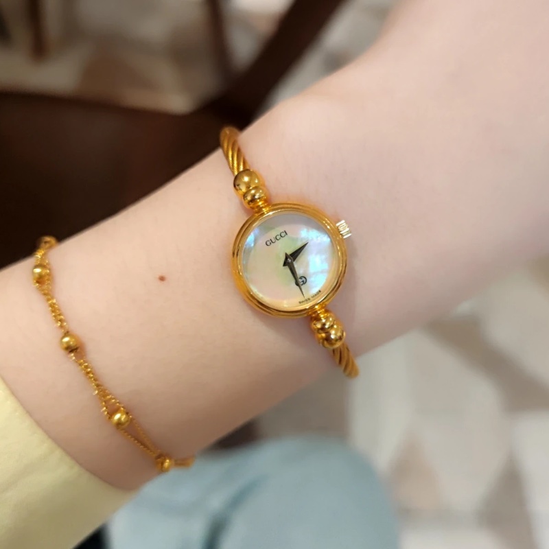 🌷Gucci 白母貝麻花手環金錶 ｜經典花紋✦fufu style 精品✦ 氣質款｜手錶.古董手錶-2