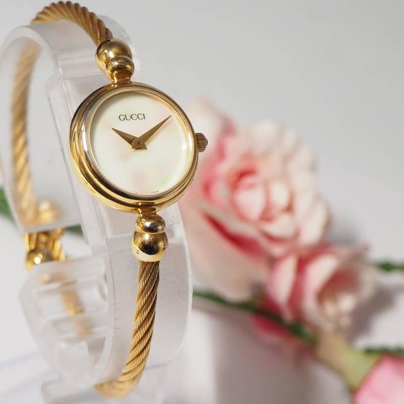 🌷Gucci *稀有Vintage*白母貝麻花手環金錶 ｜經典花紋✦fufu style 精品✦ 氣質款｜手錶.古董手錶-9