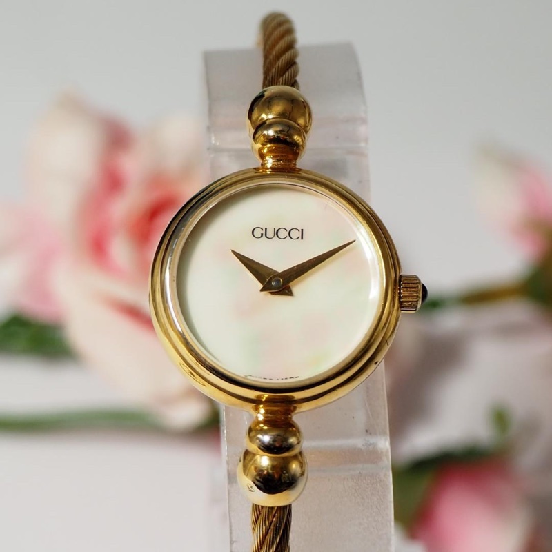 🌷Gucci *稀有Vintage*白母貝麻花手環金錶 ｜經典花紋✦fufu style 精品✦ 氣質款｜手錶.古董手錶-10