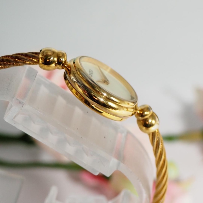 🌷Gucci *稀有Vintage*白母貝麻花手環金錶 ｜經典花紋✦fufu style 精品✦ 氣質款｜手錶.古董手錶-12