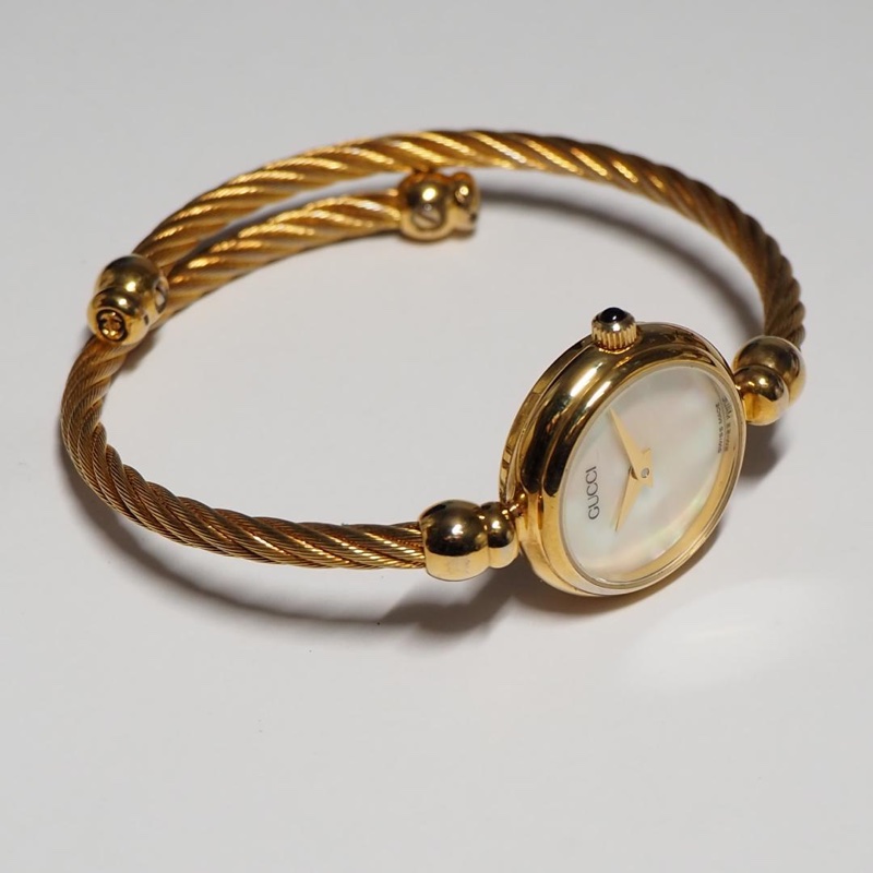 🌷Gucci *稀有Vintage*白母貝麻花手環金錶 ｜經典花紋✦fufu style 精品✦ 氣質款｜手錶.古董手錶-15