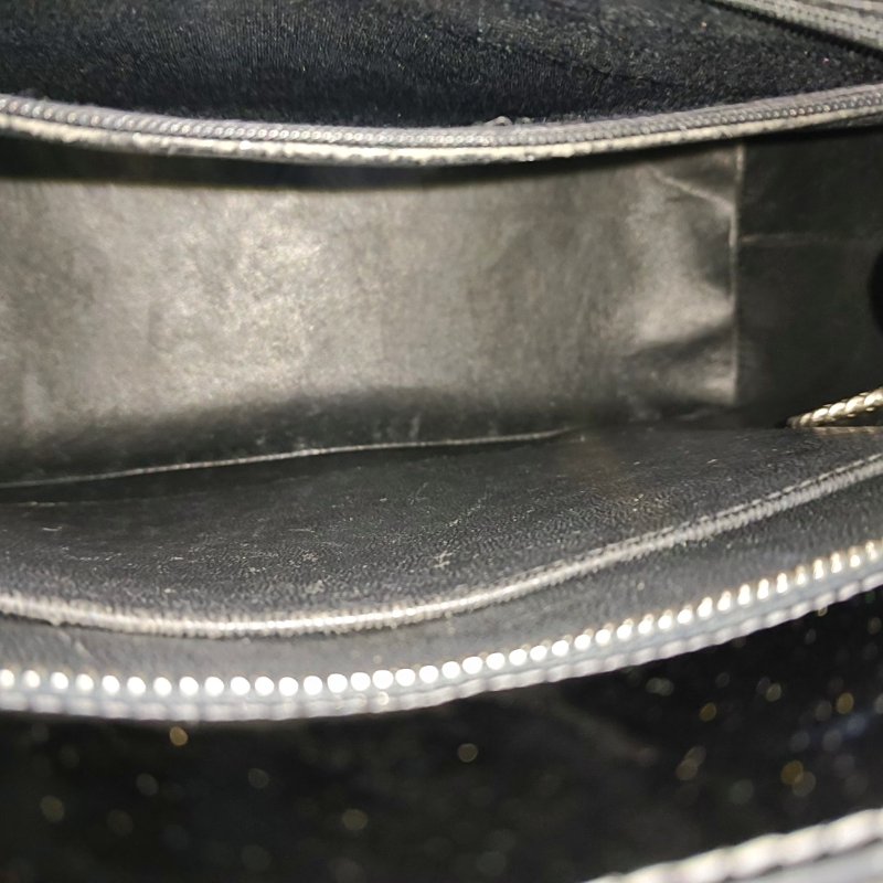 CHANEL MEDALLION黑色漆皮菱格紋希爾頓手提包單肩包 金色五金 中古款-11