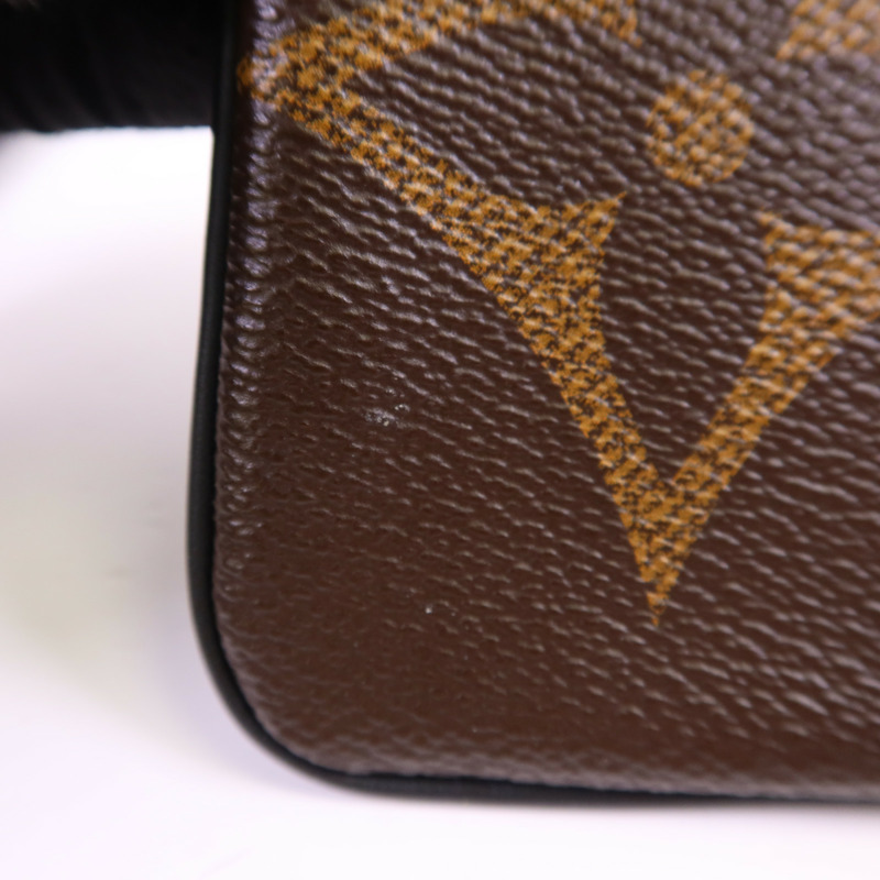 LOUIS VUITTON Monogram Reverse Pochette Trio金扣手拿包-20