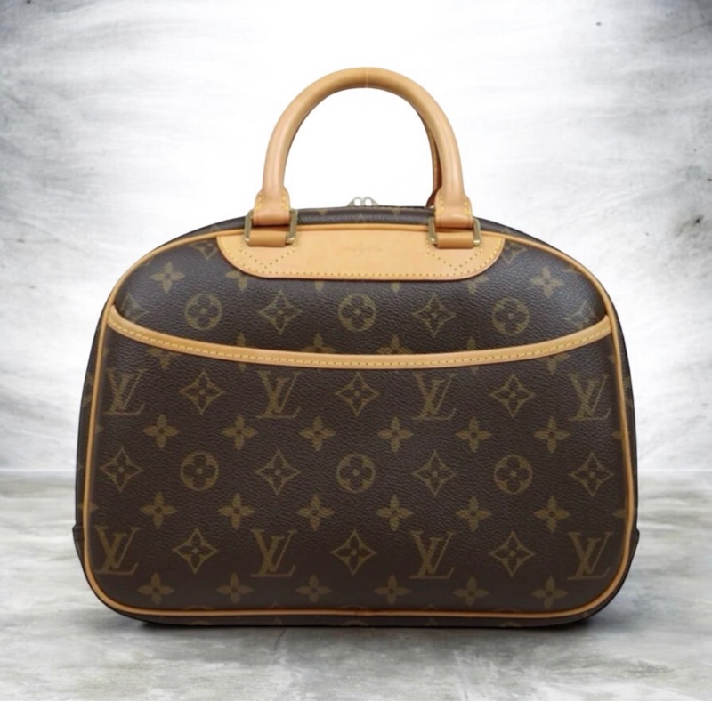 「JL精品代購」 9新 LV老花珍妮包小號-0