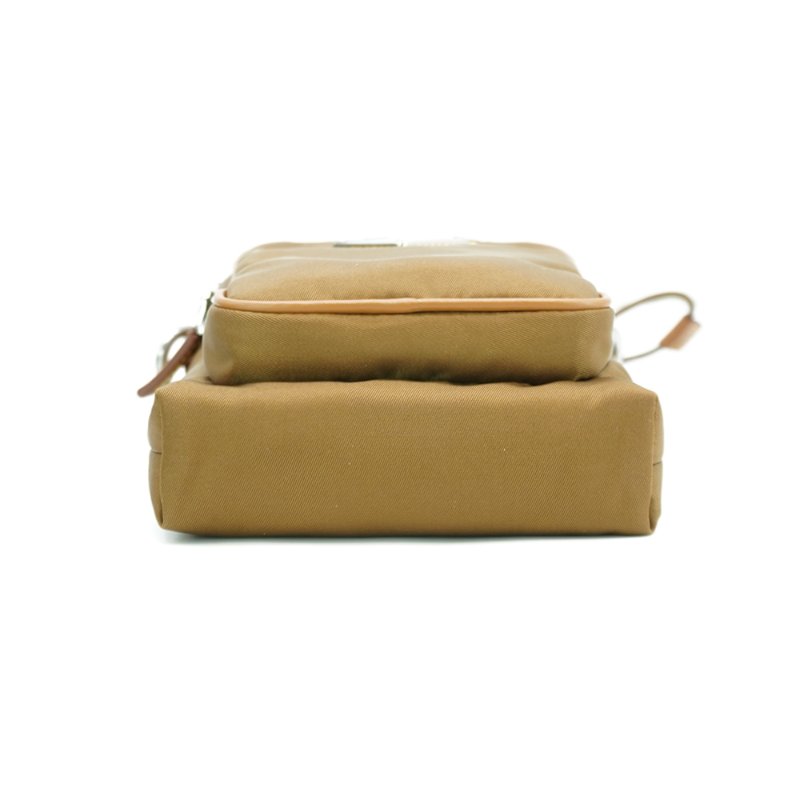 Prada Re-Nylon 再生尼龍三角牌手機包(2ZH155-棕)-3