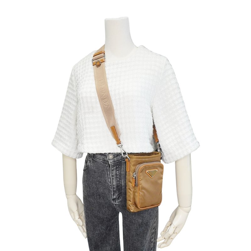 Prada Re-Nylon 再生尼龍三角牌手機包(2ZH155-棕)-5