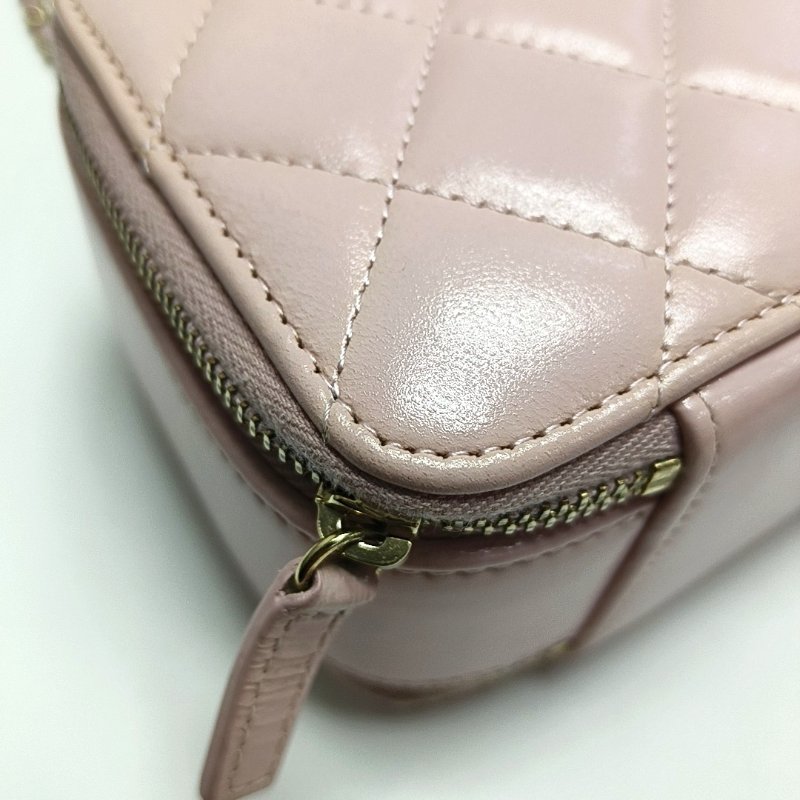 CHANEL 粉色羊皮菱格紋絎縫單肩包 金色五金-12