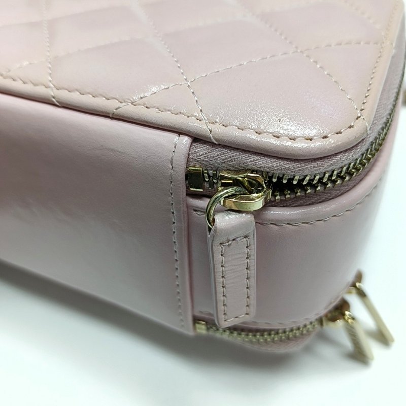 CHANEL 粉色羊皮菱格紋絎縫單肩包 金色五金-13