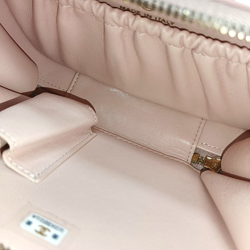 CHANEL 粉色羊皮菱格紋絎縫單肩包 金色五金-14