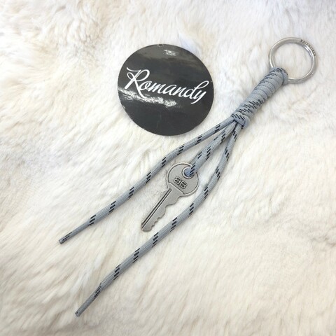 Balenciaga BB 鞋帶鑰匙圈