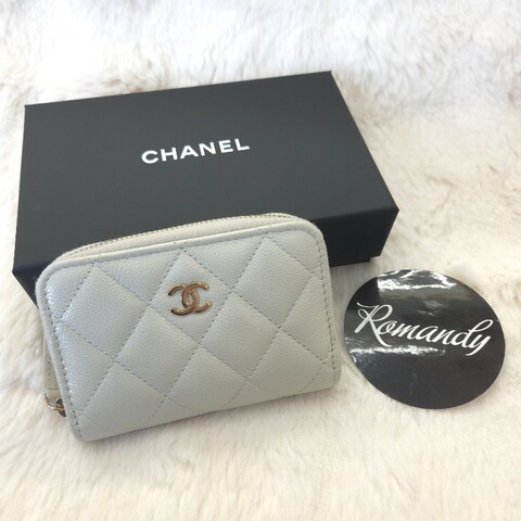 Chanel 經典拉鍊三層零錢包 展示品