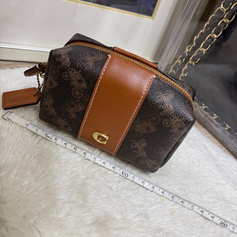 未使用✨是好看的COACH 新款化妝包 拉鍊小包 內膽包 盥洗包-1