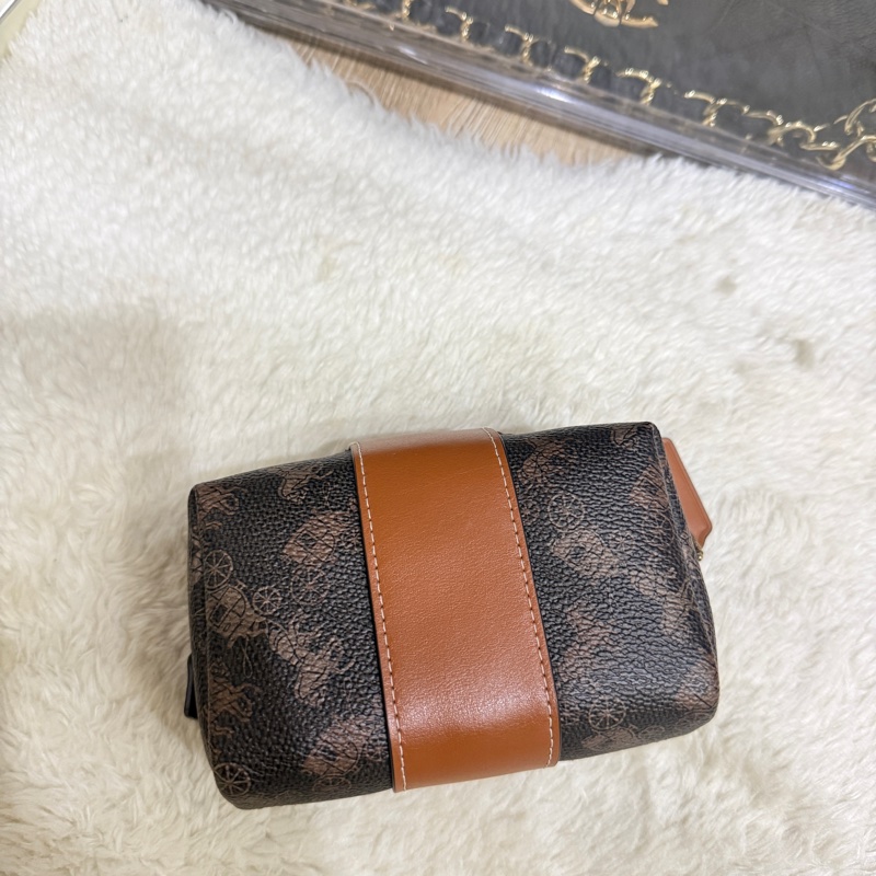 未使用✨是好看的COACH 新款化妝包 拉鍊小包 內膽包 盥洗包-6