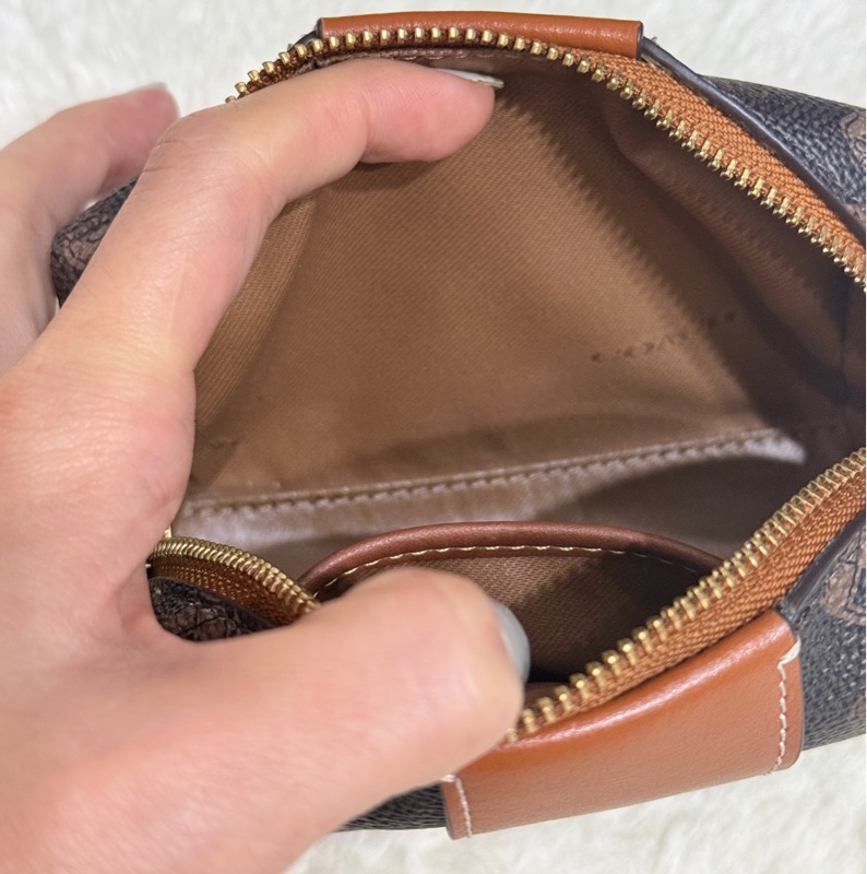 未使用✨是好看的COACH 新款化妝包 拉鍊小包 內膽包 盥洗包-13