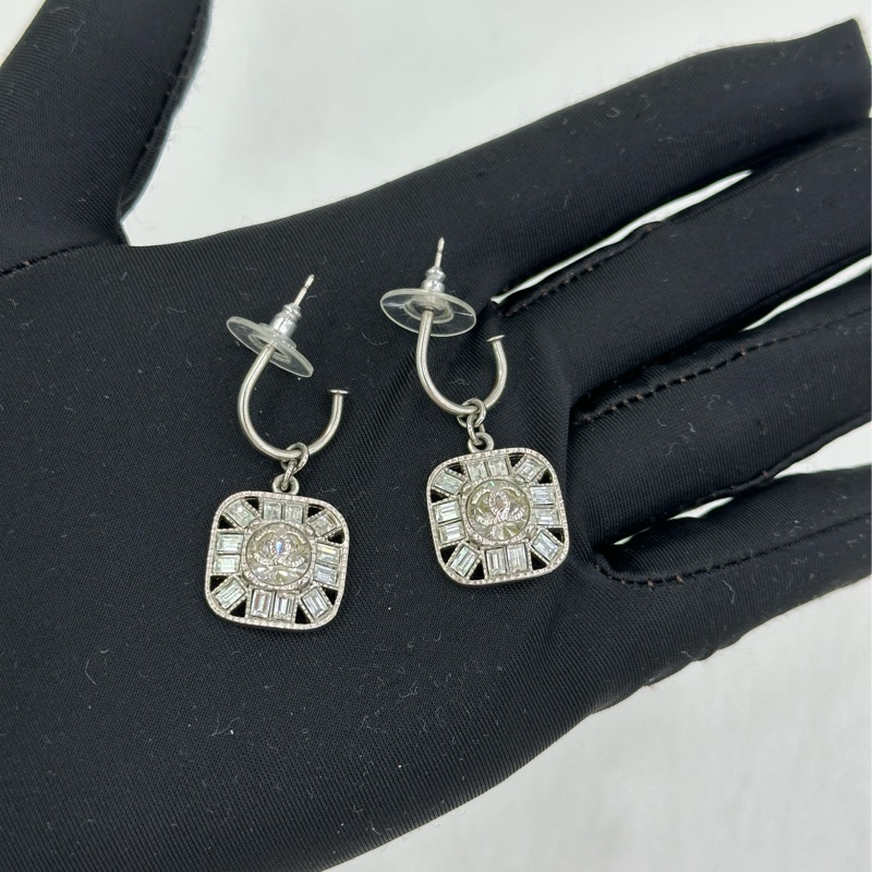 Chanel 香奈兒水鑽方塊logo 耳環-0