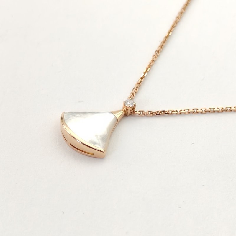 BVLGARI DIVASDREAM白母貝單鑽18K金小扇子項鏈18K玫瑰金/白貝母項鏈玫瑰金項鍊-2