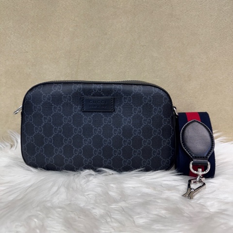 Gucci 黑灰相機包 近全新