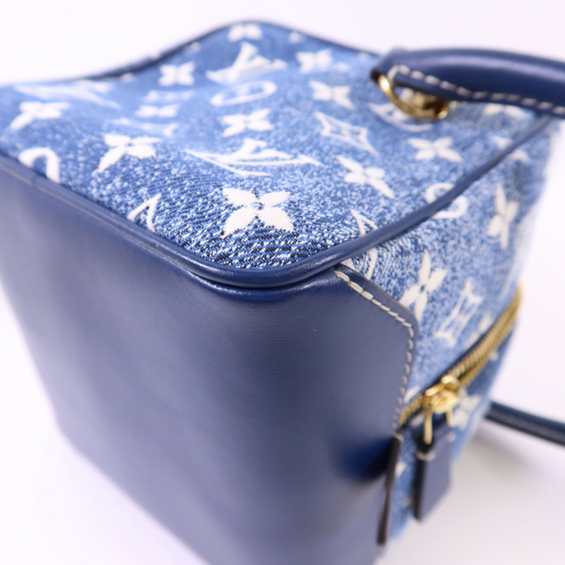 LOUIS VUITTON Monogram Denim Square Bag金扣手挽袋-10