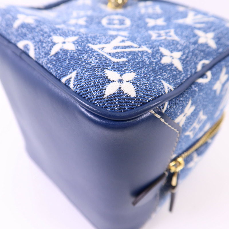 LOUIS VUITTON Monogram Denim Square Bag金扣手挽袋-12