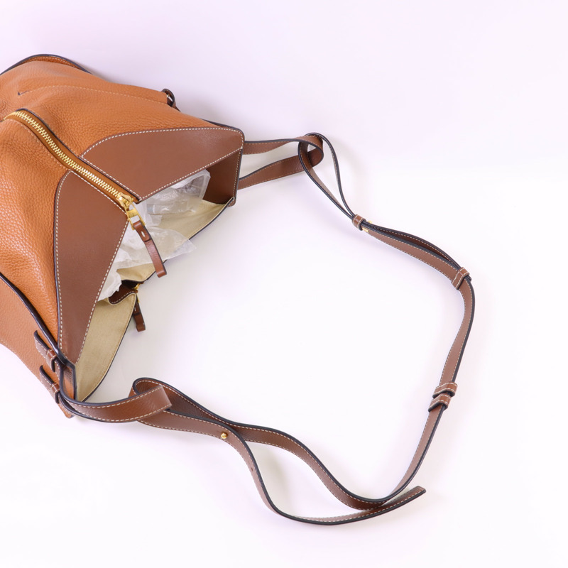 LOEWE 牛皮皮革Hammock Small金扣肩背袋-4