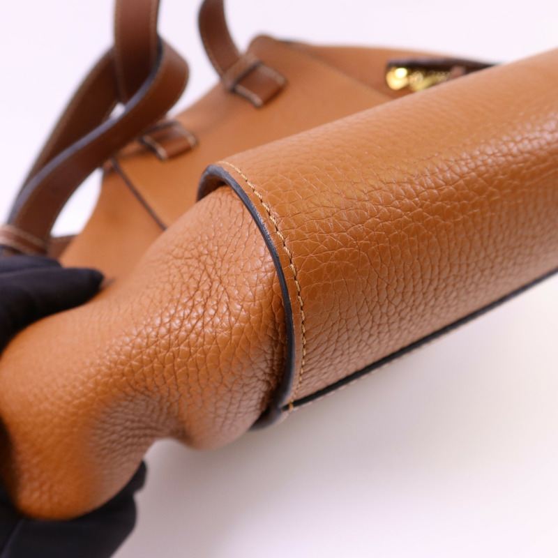 LOEWE 牛皮皮革Hammock Small金扣肩背袋-11